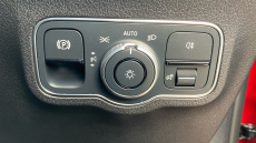 Mercedes-Benz GLB 200 AMG Line Premium 5dr 7G-Tronic Petrol Estate